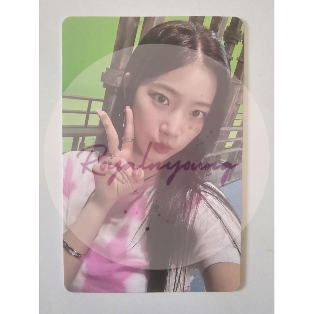 Photocard PC Le Sserafim Unforgiven Official MD Kazuha