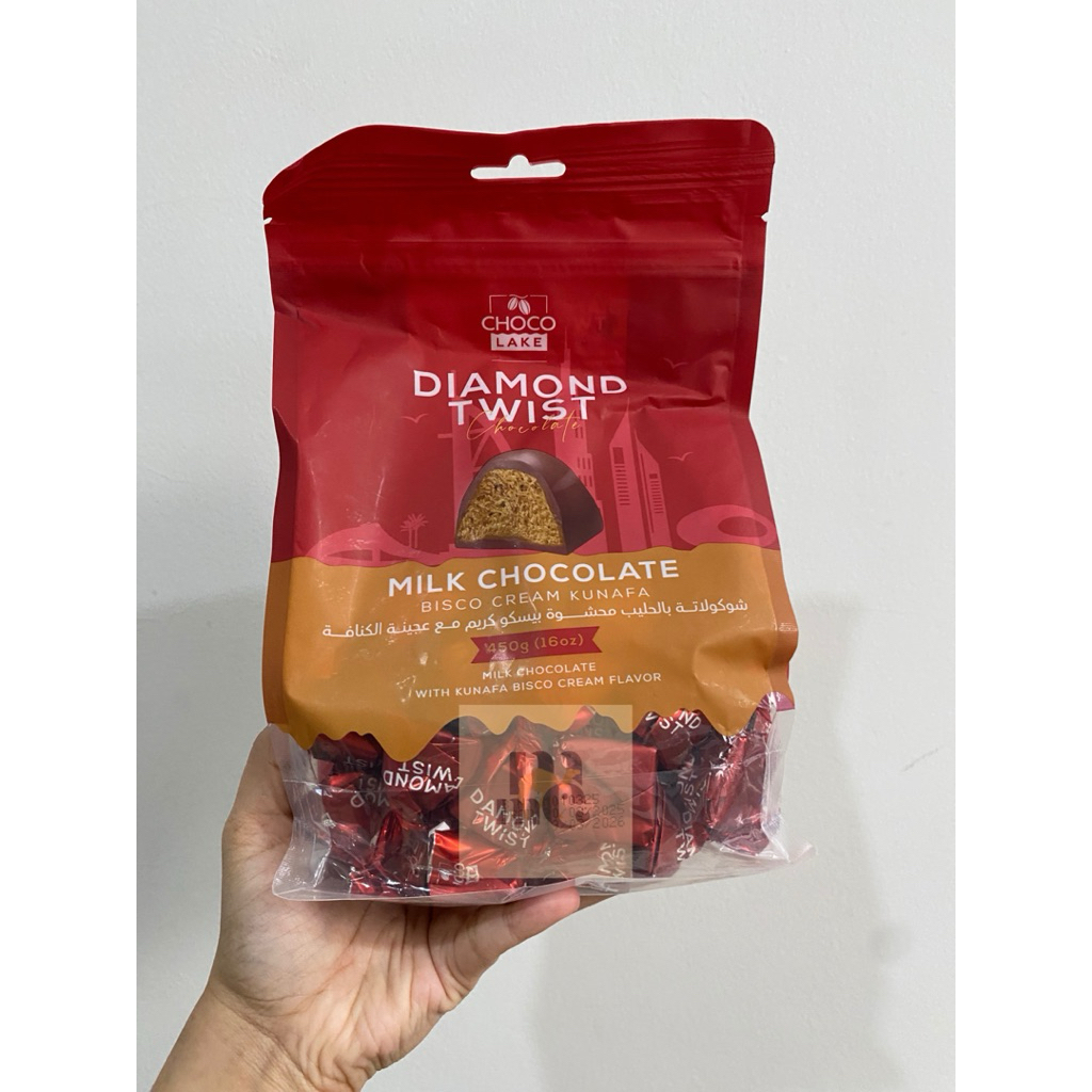 

DIAMOND TWIST CHOCO LAKE BISCO CREAM KUNAFA