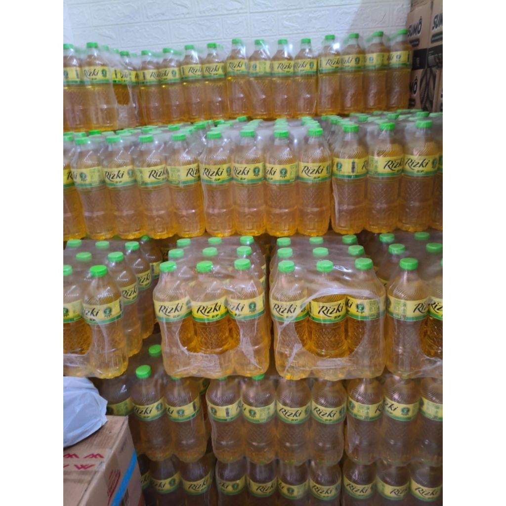 

LANGSUNG KIRIM RIZKI 800ml minyak goreng isi 12 bottol