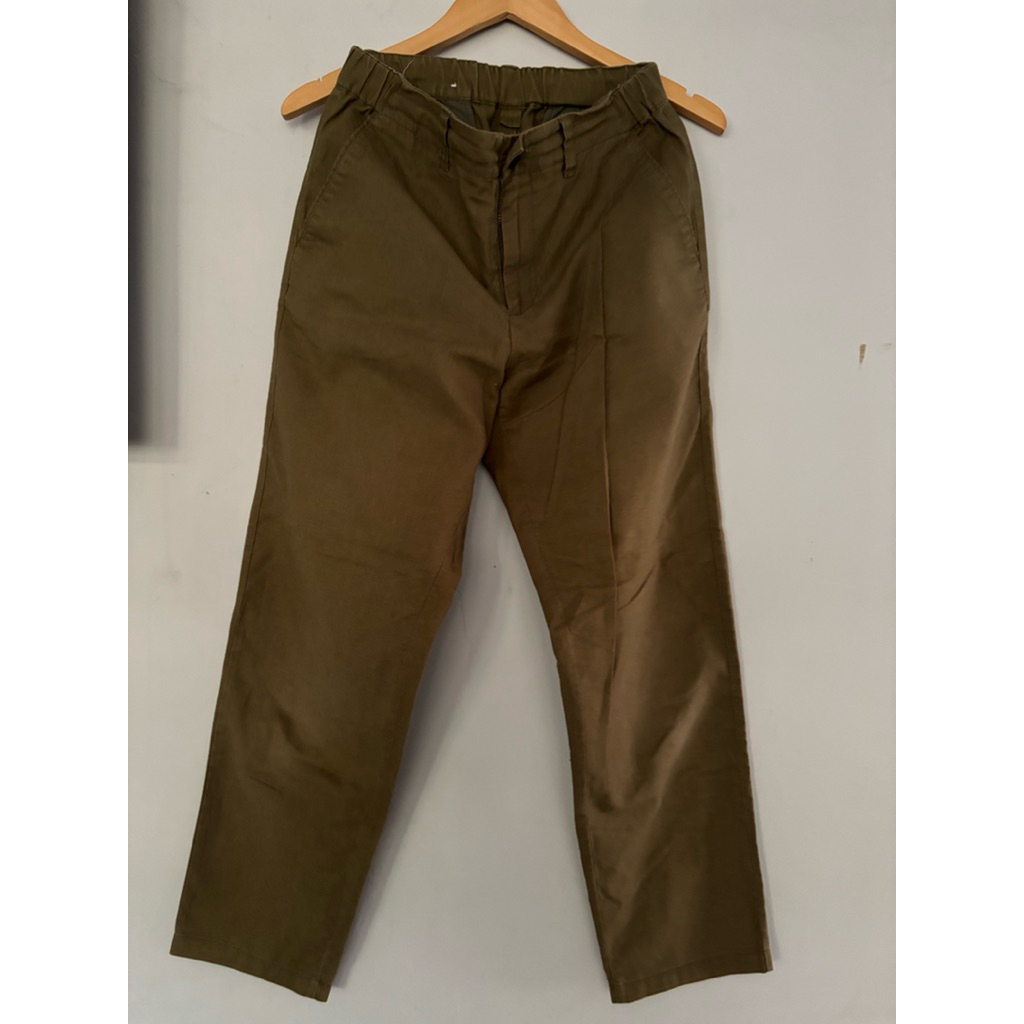 Celana Wanita Uniqlo Preloved