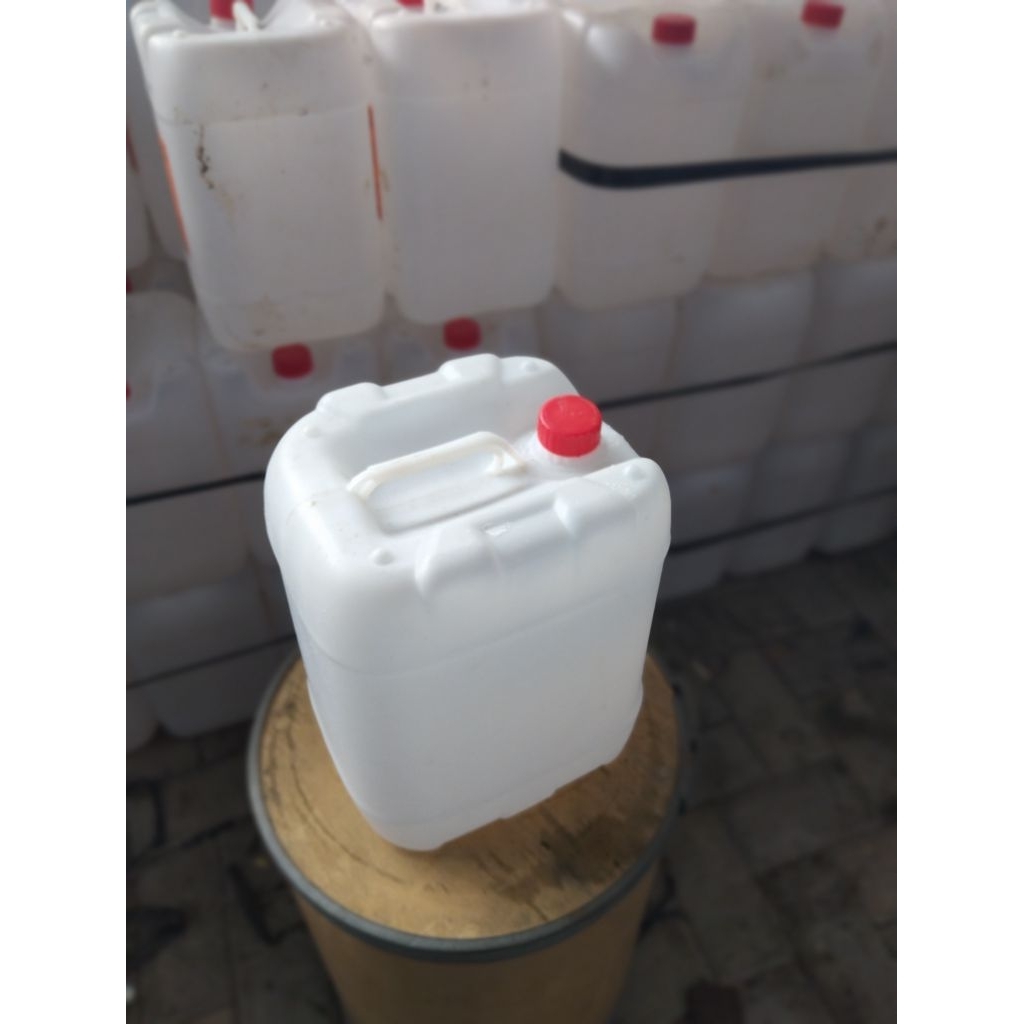 Jerigen 10 liter / Jerigen 10 kg bekas pakai bersih