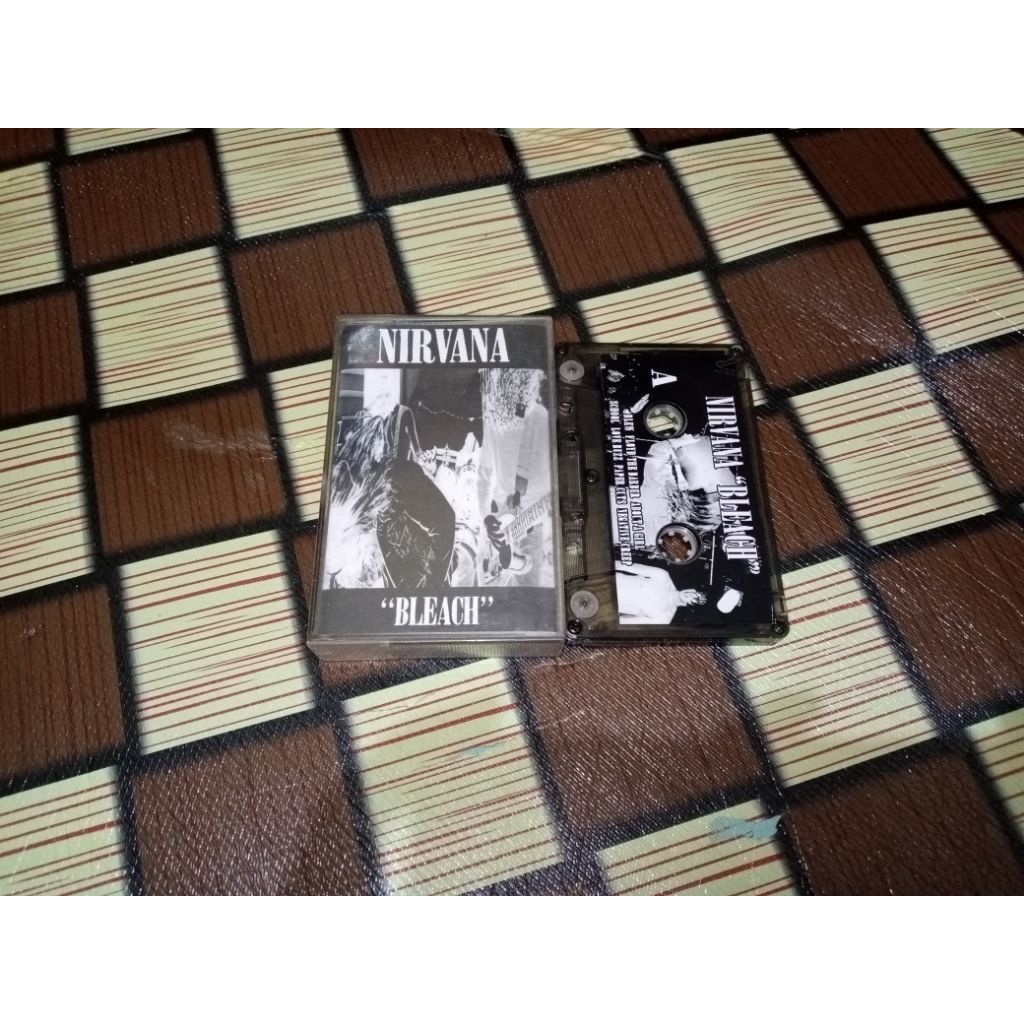 KASET PITA NIRVANA BLEACH