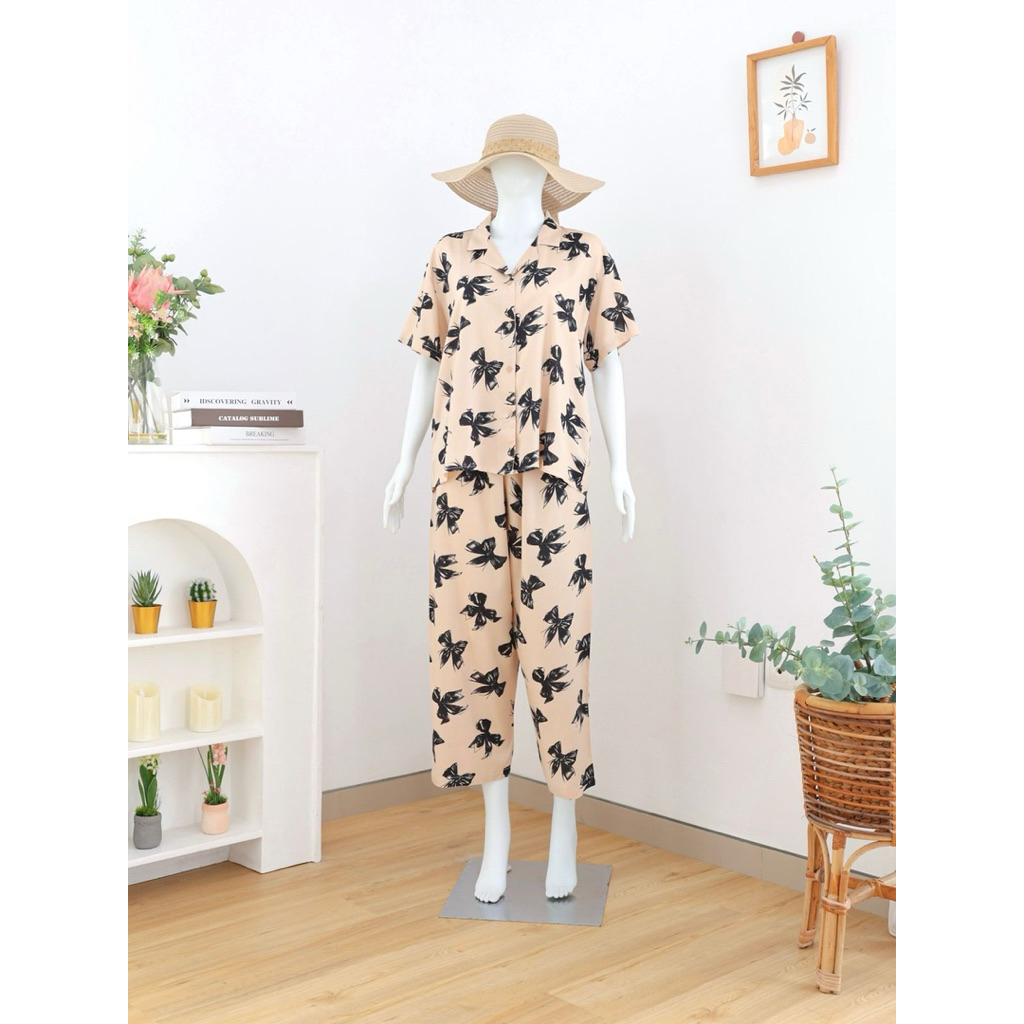 ONESET SETCEL BAJU RUMAHAN BAJU TIDUR CREAM PITA BESAR