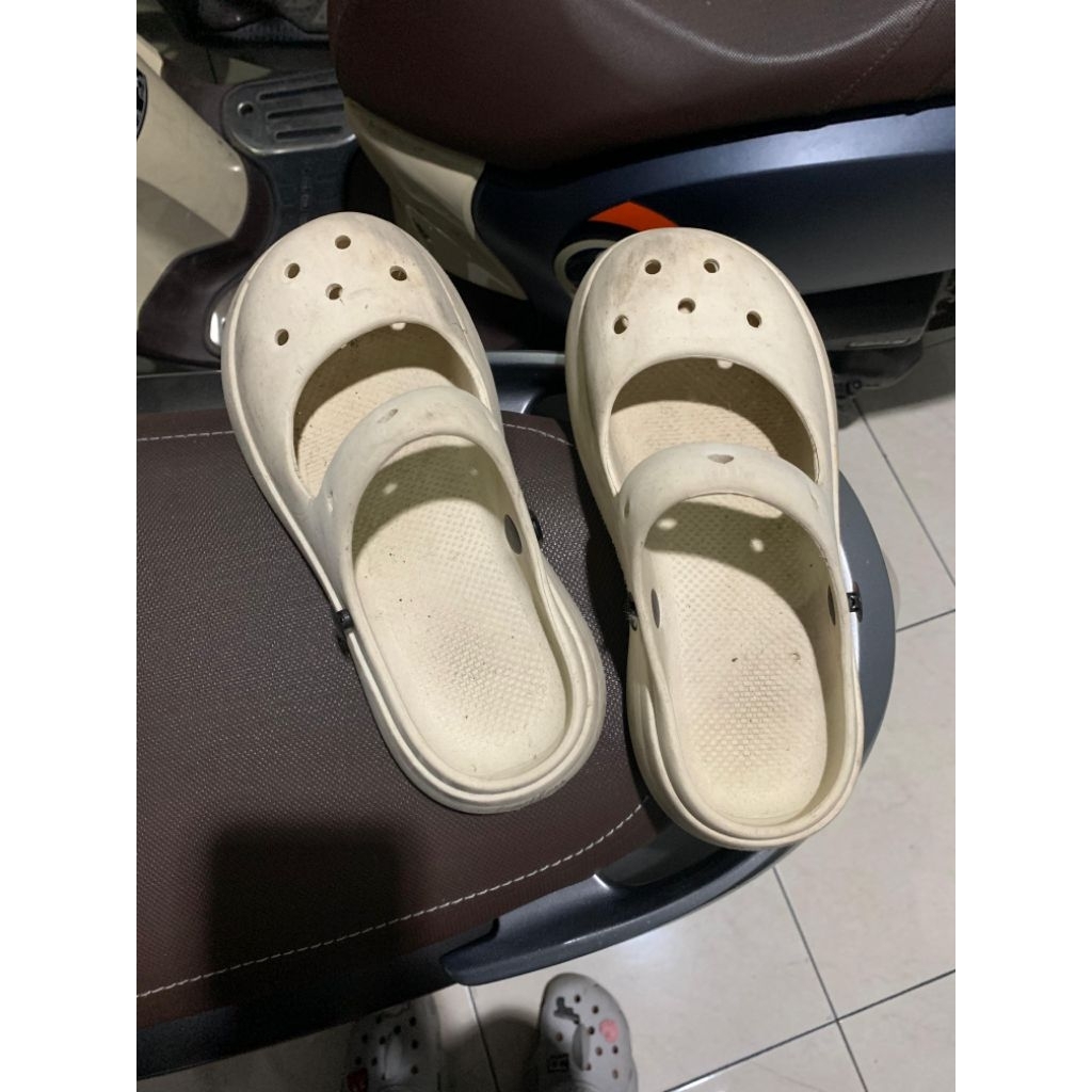 sandal sendal limitless miniso murah original prelove crocs