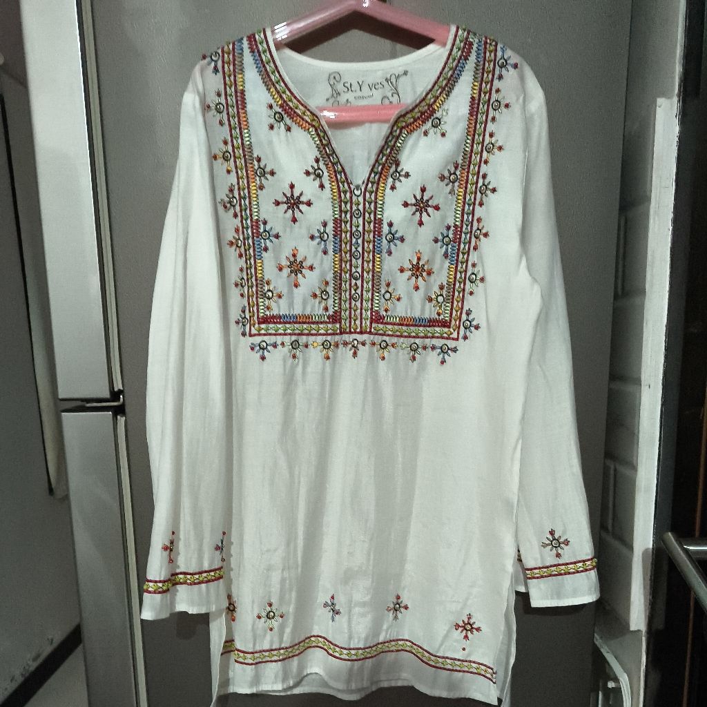 atasan tunik etnik putih st y vest