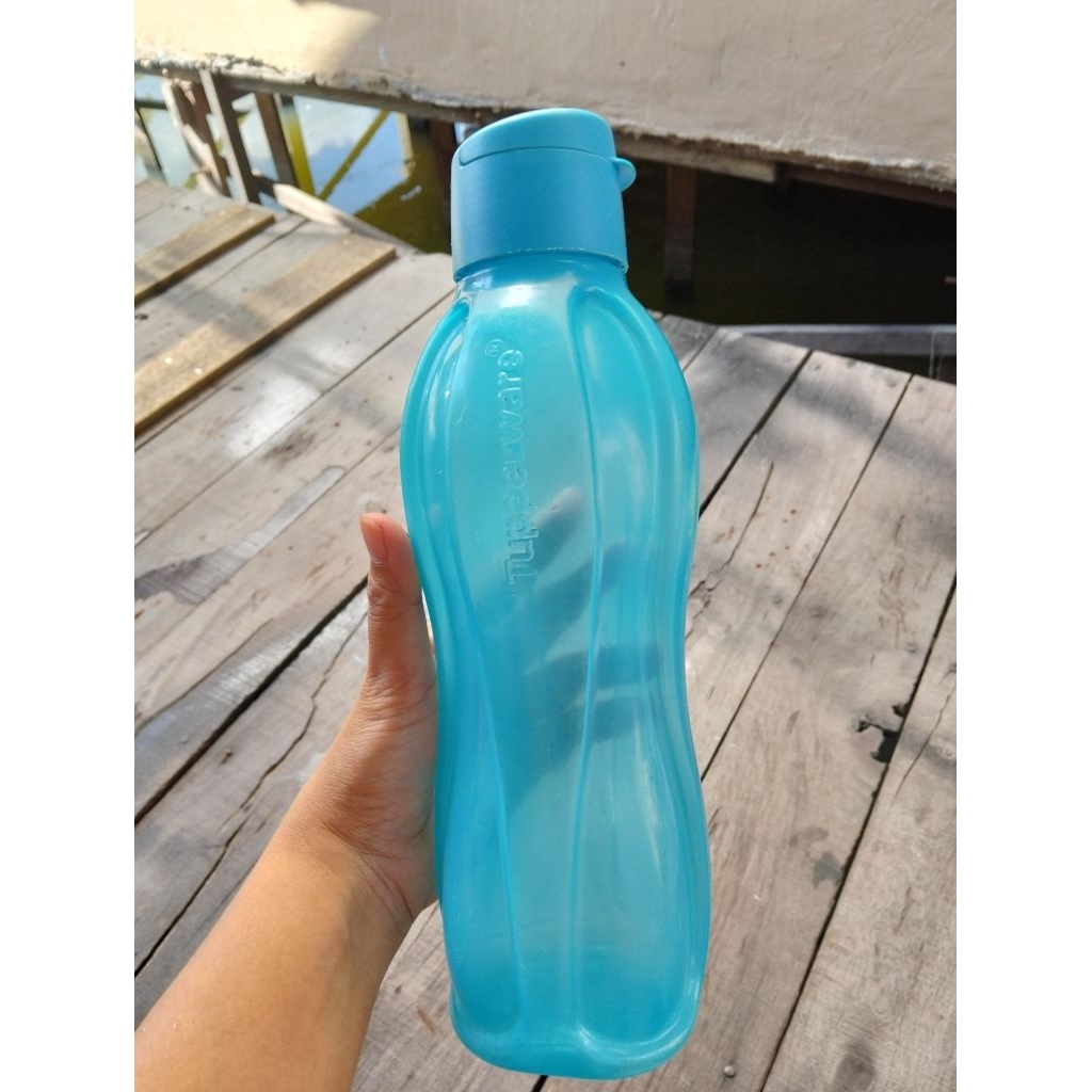 Preloved Tupperware botol minum flip 1 liter