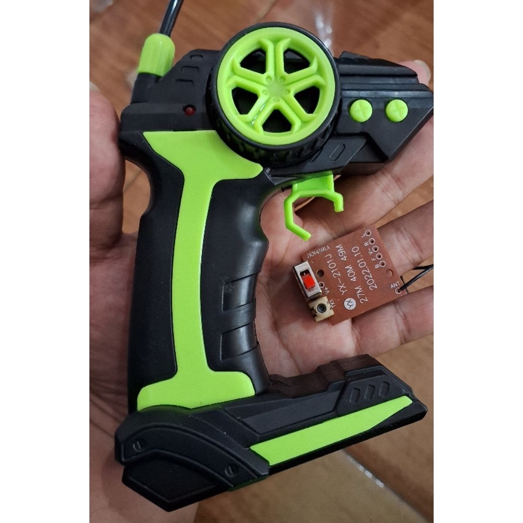 REMOTE CONTROL SET + RECEIVER 27MHZ - 40MHZ