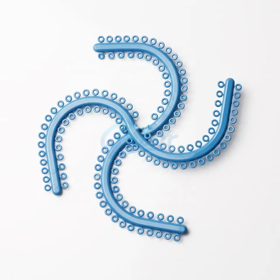 Separator Gigi Ortodontik