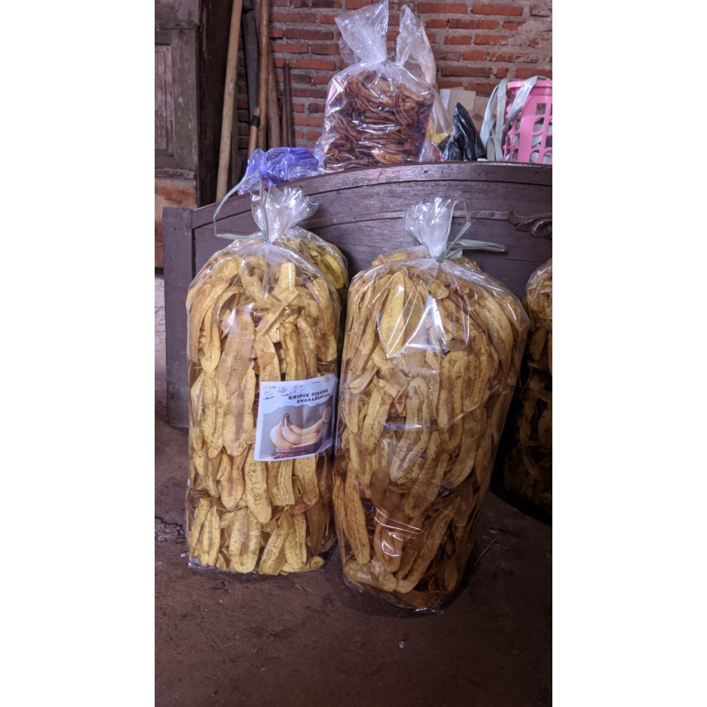 

keripik pisang gepok gurih renyah mantap