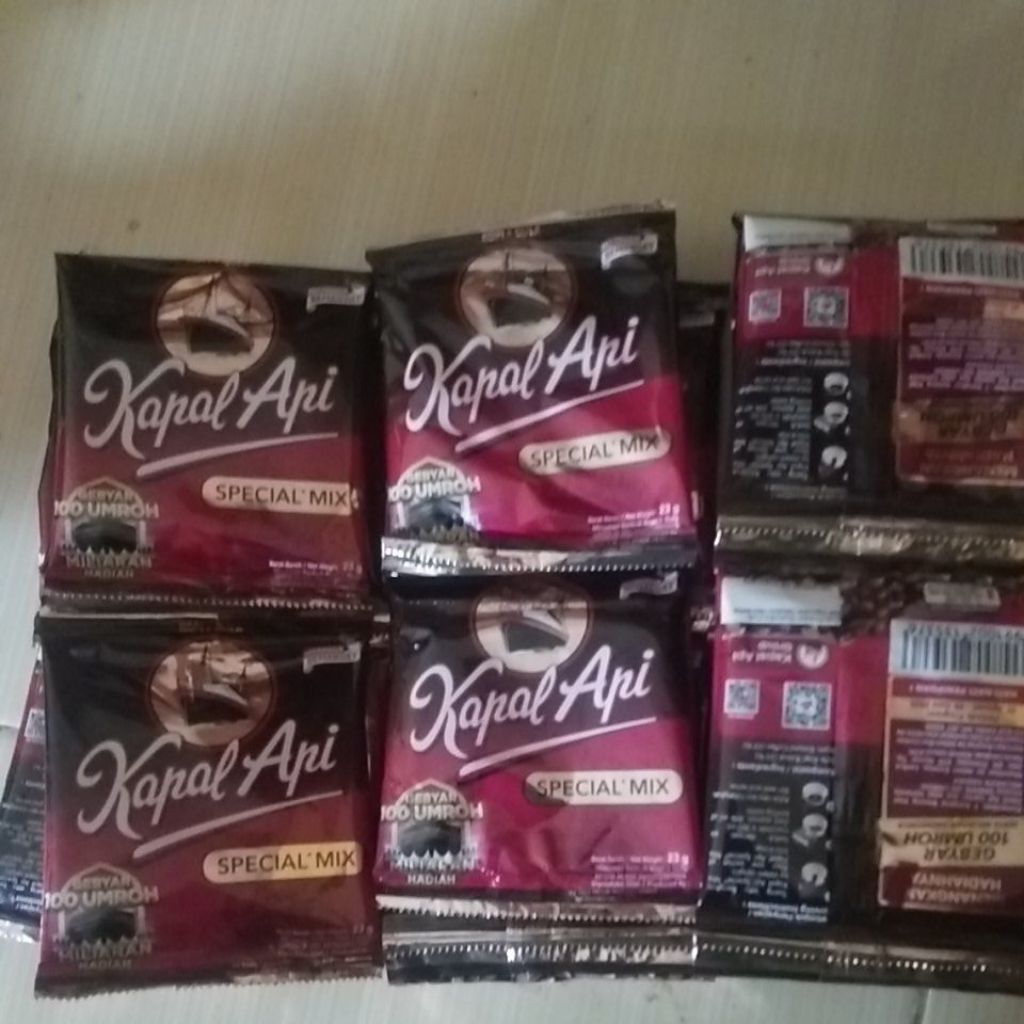 

kopi kapal api mix (3 renceng )
