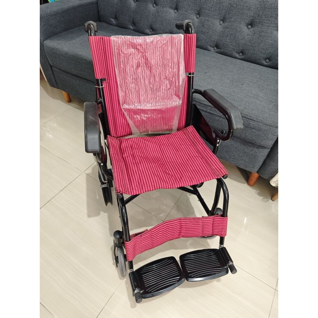 Kursi Roda Sella Travel Lipat Bekas