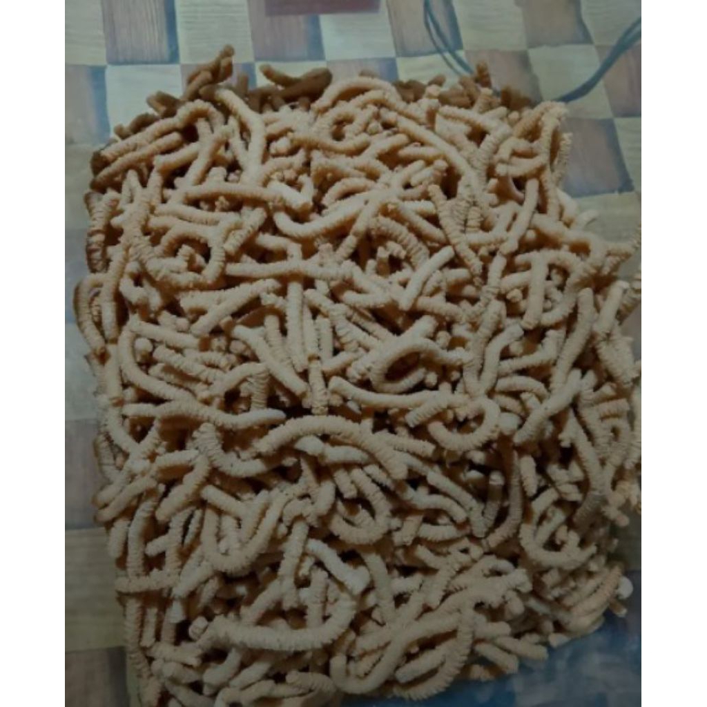 

cemilan akar pinang gurih asin