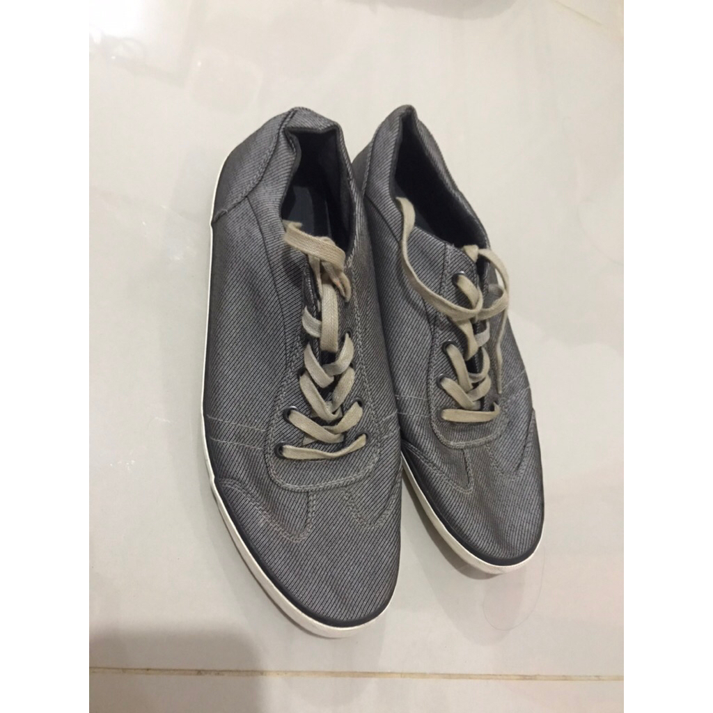Preloved sepatu pria Zara man