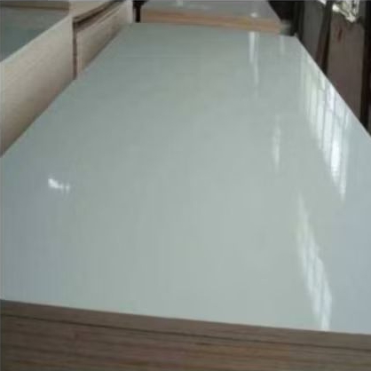 Triplek melamin putih/Lembar