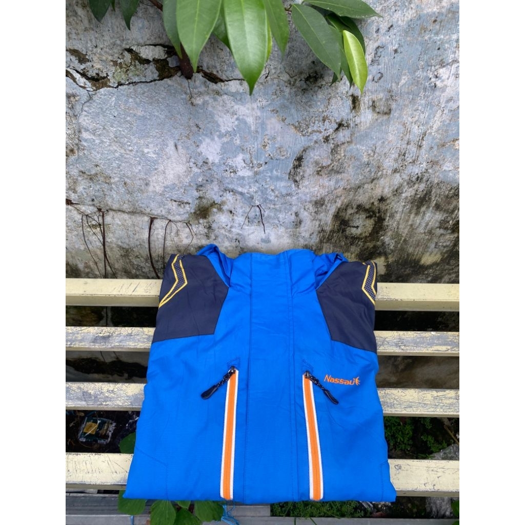 Jaket Outdoor Nassau