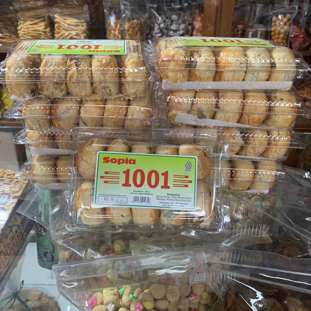 

PIA KERING KACANG HIJAU SOPIA 1001 HALAL ISI 10 BESAR