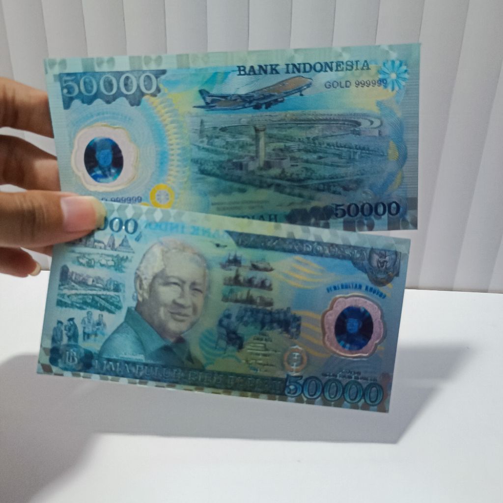 Uang Kuno Gold Foil 50000 Soeharto