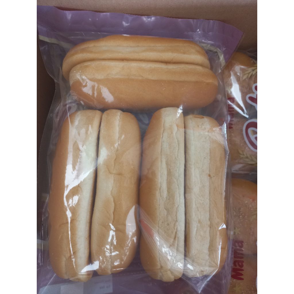 

Roti hotdog Polos by Putri Mama bakery 6pcs
