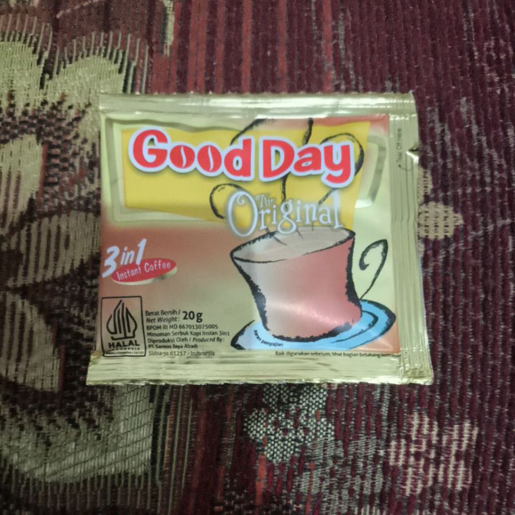 

GOOD DAY ORIGINAL 3 IN 1 INSTANT COFFEE 20 GR