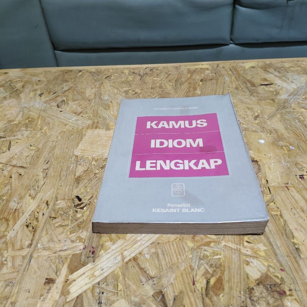 Buku Kamus Idiom Lengkap