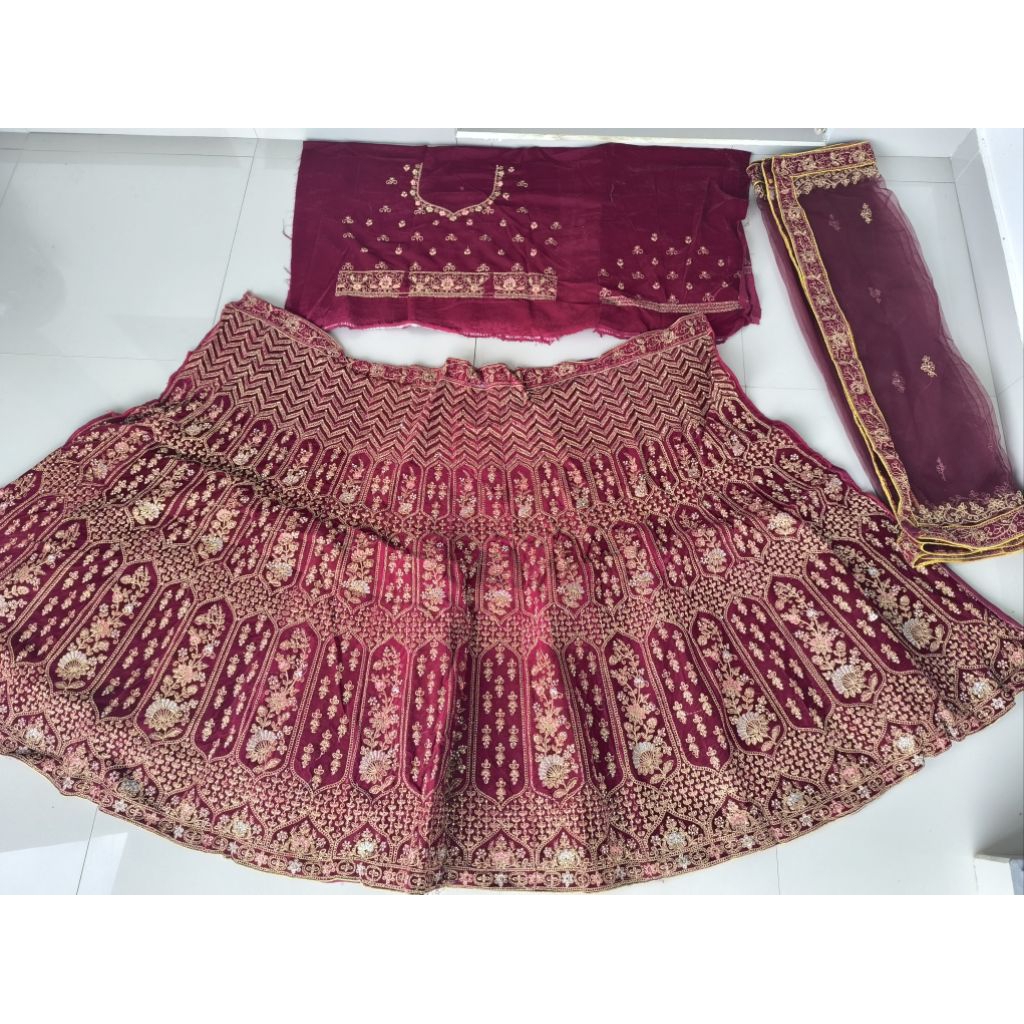 bludru India lehangas pengantin india Lehenga bordir full swarosky timbul bordir baju pengantin mewa