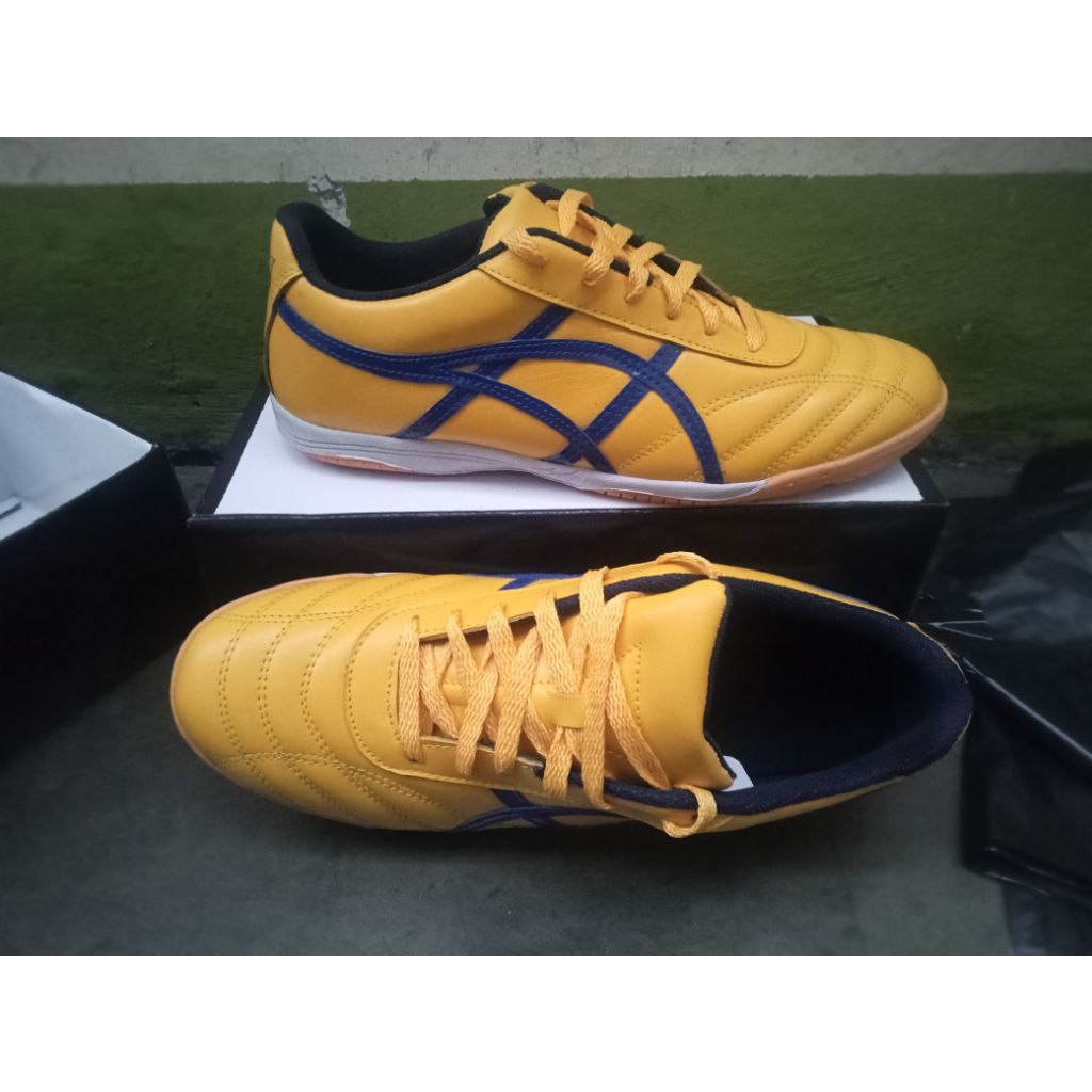 SEPATU BADMINTON ASIK TERBARU KULIT