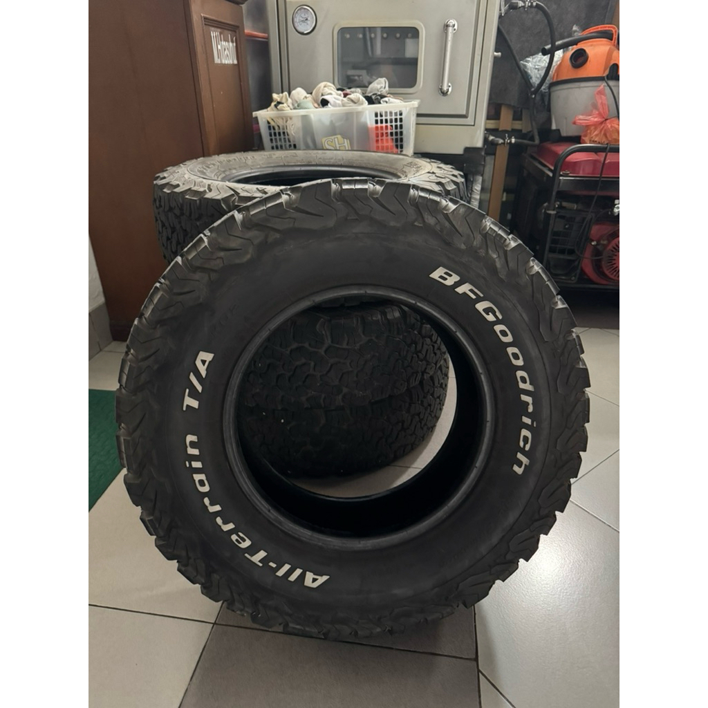 BF GOODRICH AT KO2 USA 235/75/15