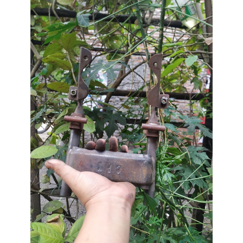 SAMBUNGAN RANGKA GL PRO MAX SAMBUNGAN RANGKA BELAKANG HONDA GL PRO GL MAX