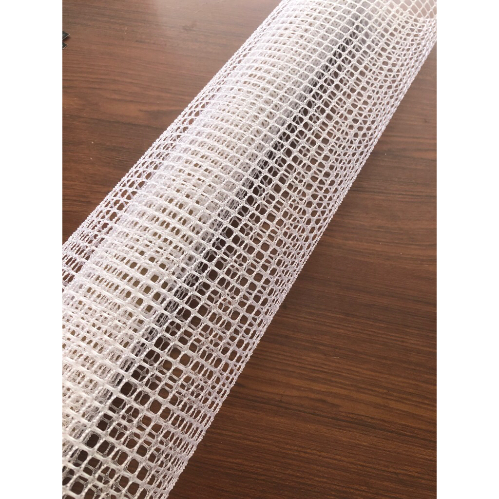 

KERTAS BUKET BUNGA CELLOPHANE MESH JARING SQUARE PREMIUM SINOWRAP FLOWER WRAPPING [1 ROLL]