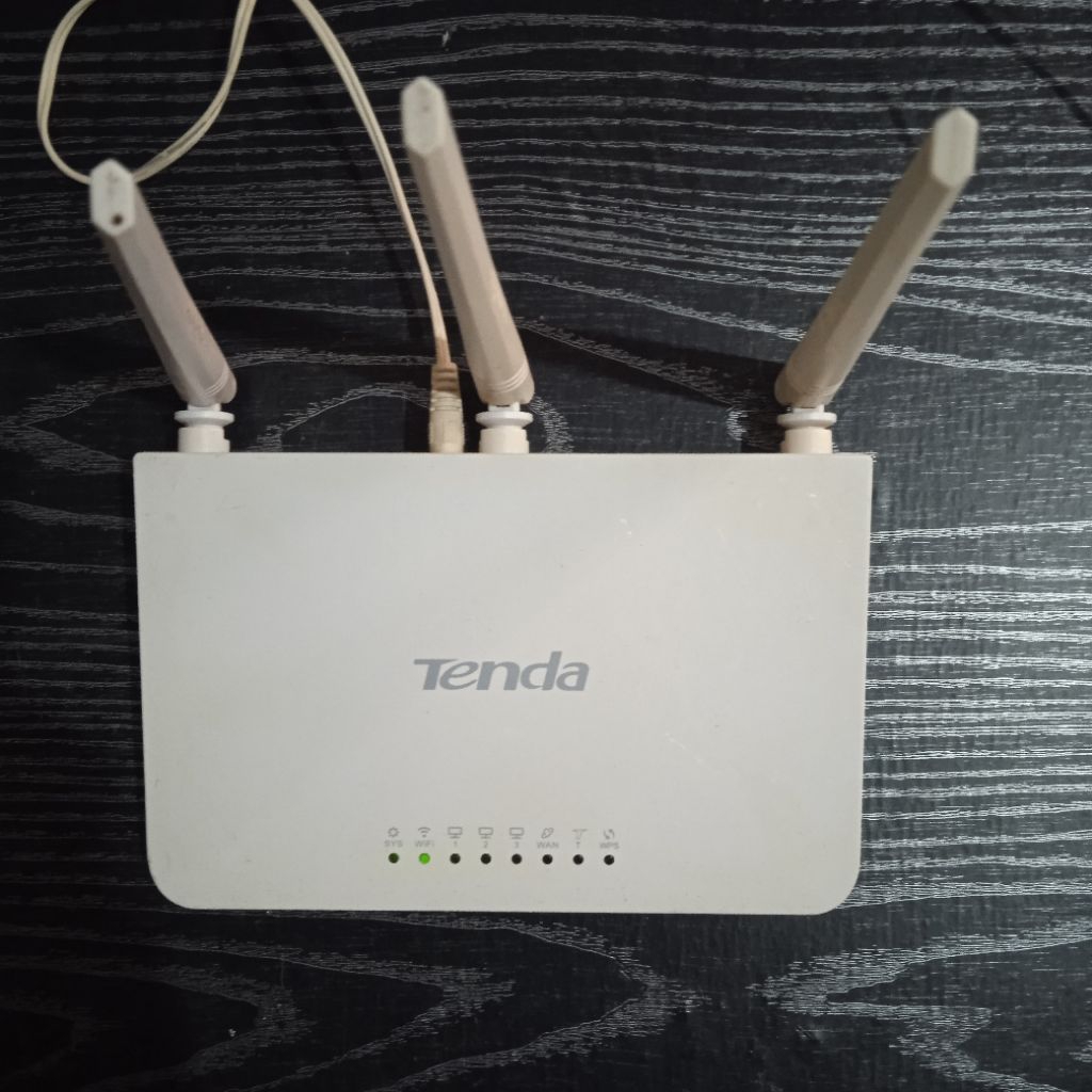 Tenda N300 f3 Router wireless