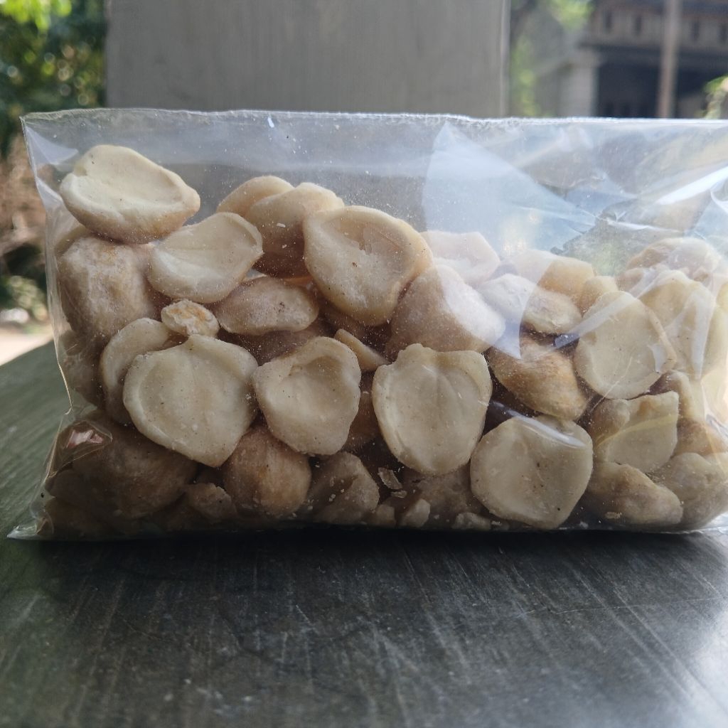 

KEMIRI PECAH 100 gram