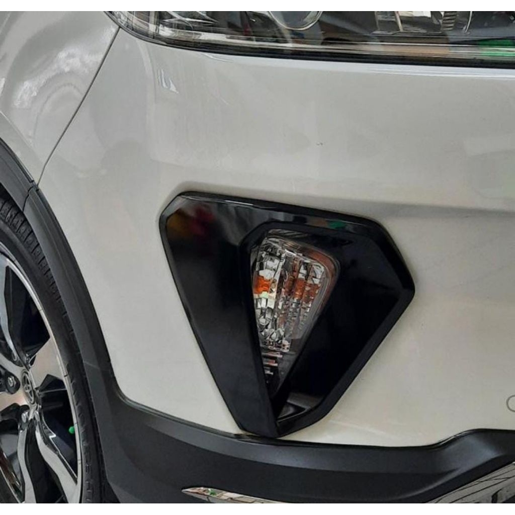 cover tutup foglamp innova reborn facelift Venturer 2021