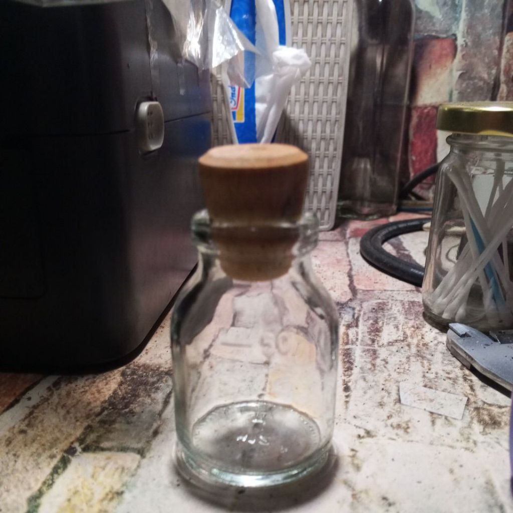 botol kaca 50 ml tutup kayu