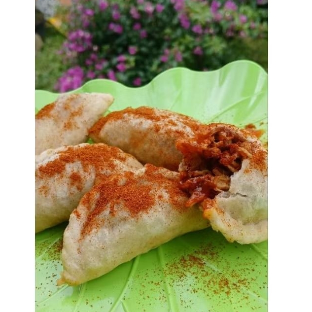 

CIRENG AYAM SUWIR PEDAS ISI 10 PCS MURAH DAN MANTUL.