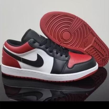 SEPATU PRIA AIR JORDAN 1 LOW BRED TOE