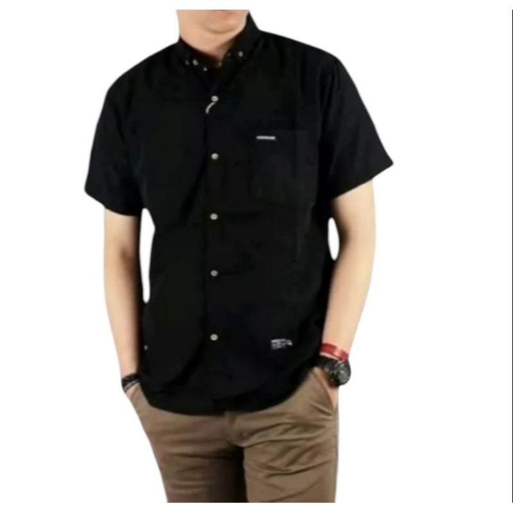 KEMEJA POLOS PRIA LENGAN PENDEK HEM SLIMFIT