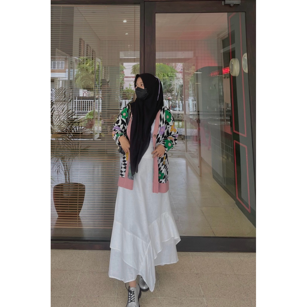 Preloved Nami Cardigan by haideeorlin + Skirt by Aleka