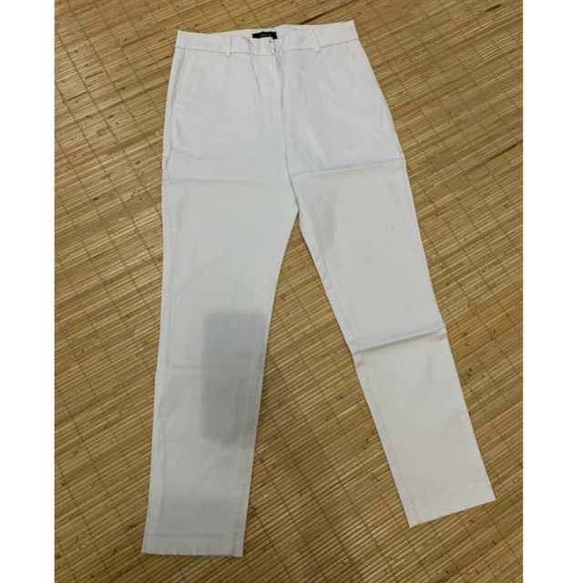 PL GEELA Chinos Pants White Celana Putih Wanita  #celanaputih #skinnyjeans #geela