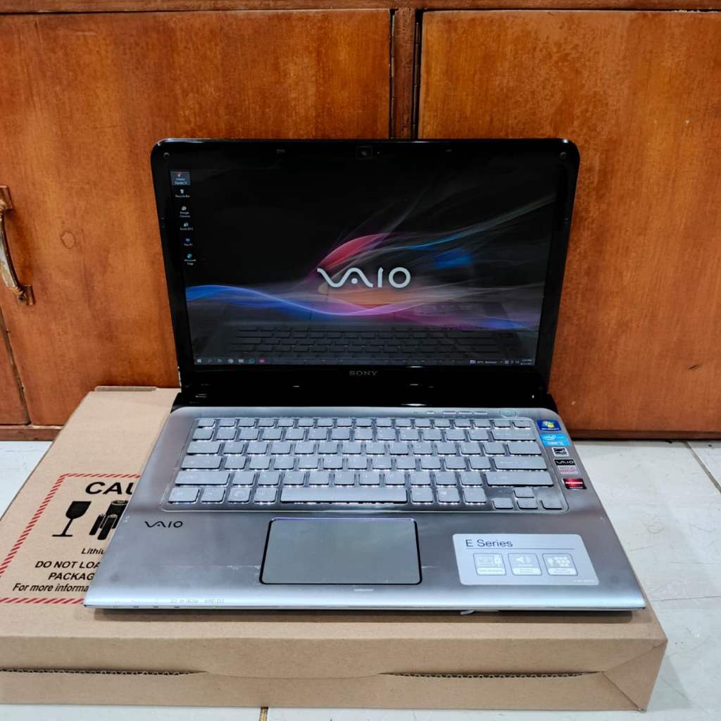 LAPTOP SECOND,Laptop Sony Vaio SVE14A15FGS, Core i5-2450M, Ram 4/640Gb, #Dualvga, #Backlight, Lengka