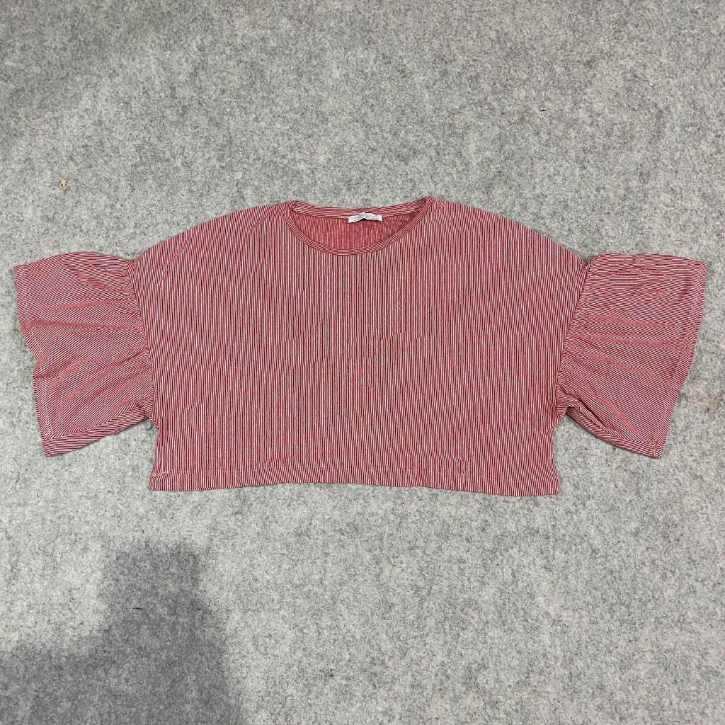 Crop Top Salur Zara Wanita - Kaos Atasan Trendy dan Stylish