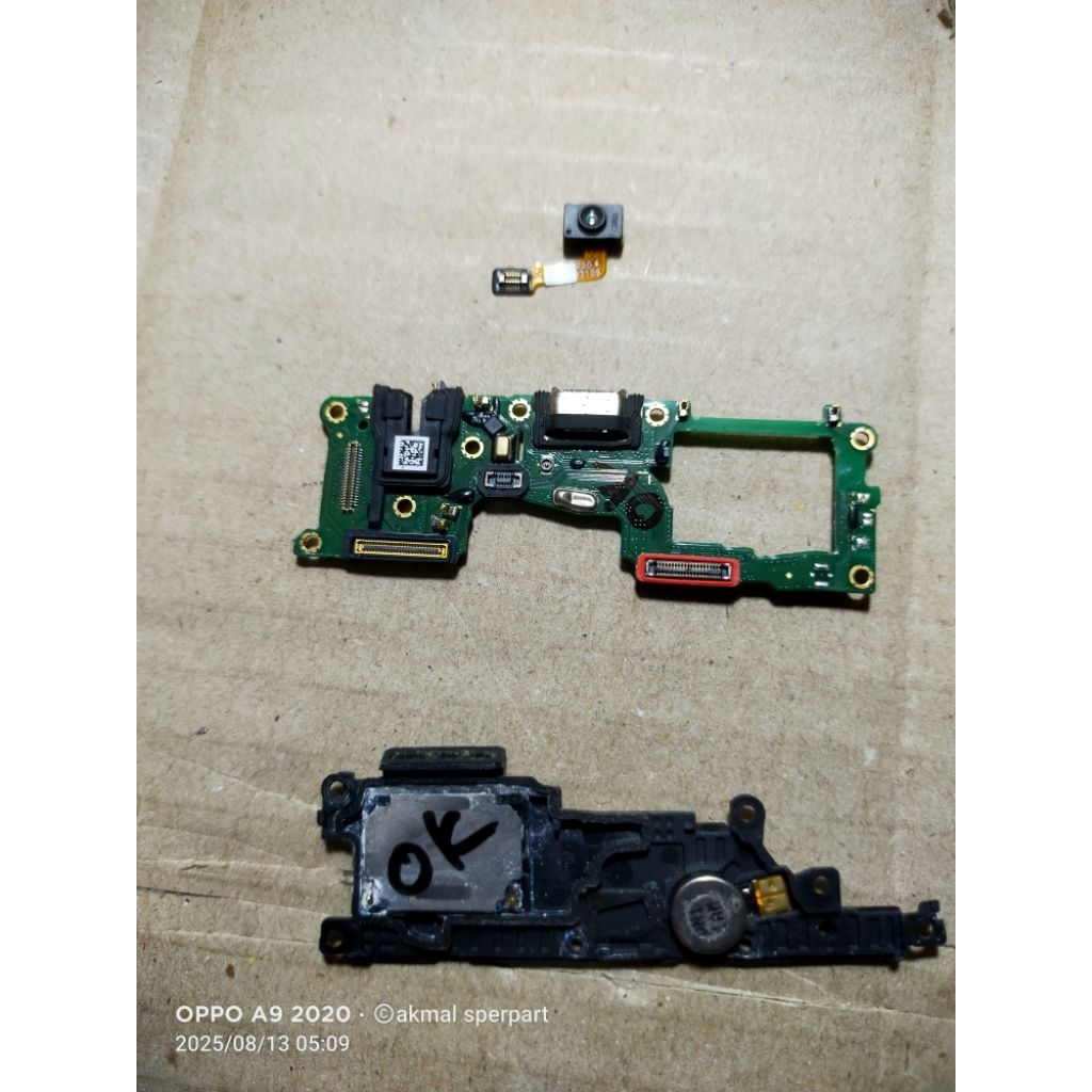 PAPAN CAS _ BUZZER SPIKER MUSIK _ FINJER PRIN OPPO A95 ORIGINAL COPOTAN