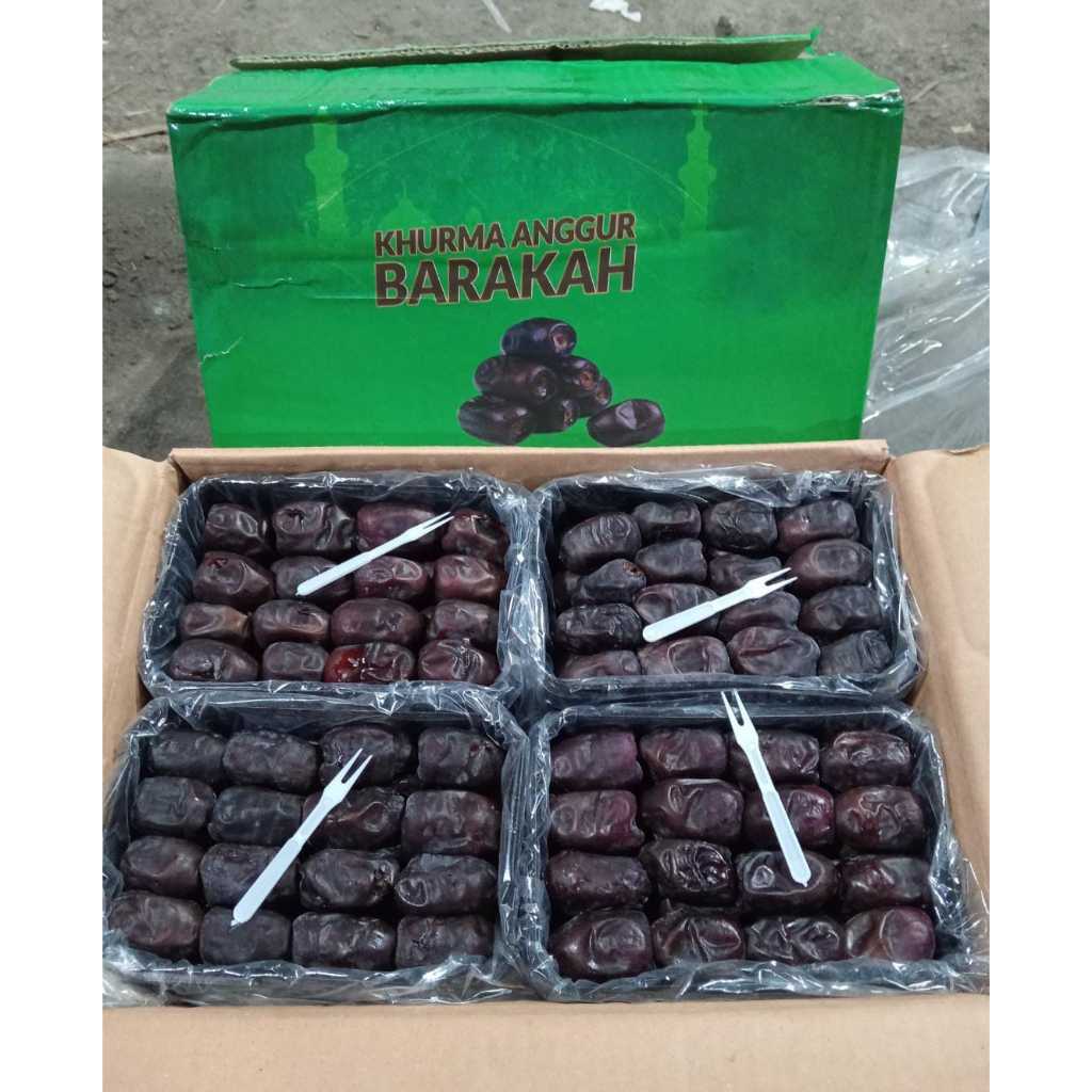 

buah kurma bam anggur barakah 550 gr