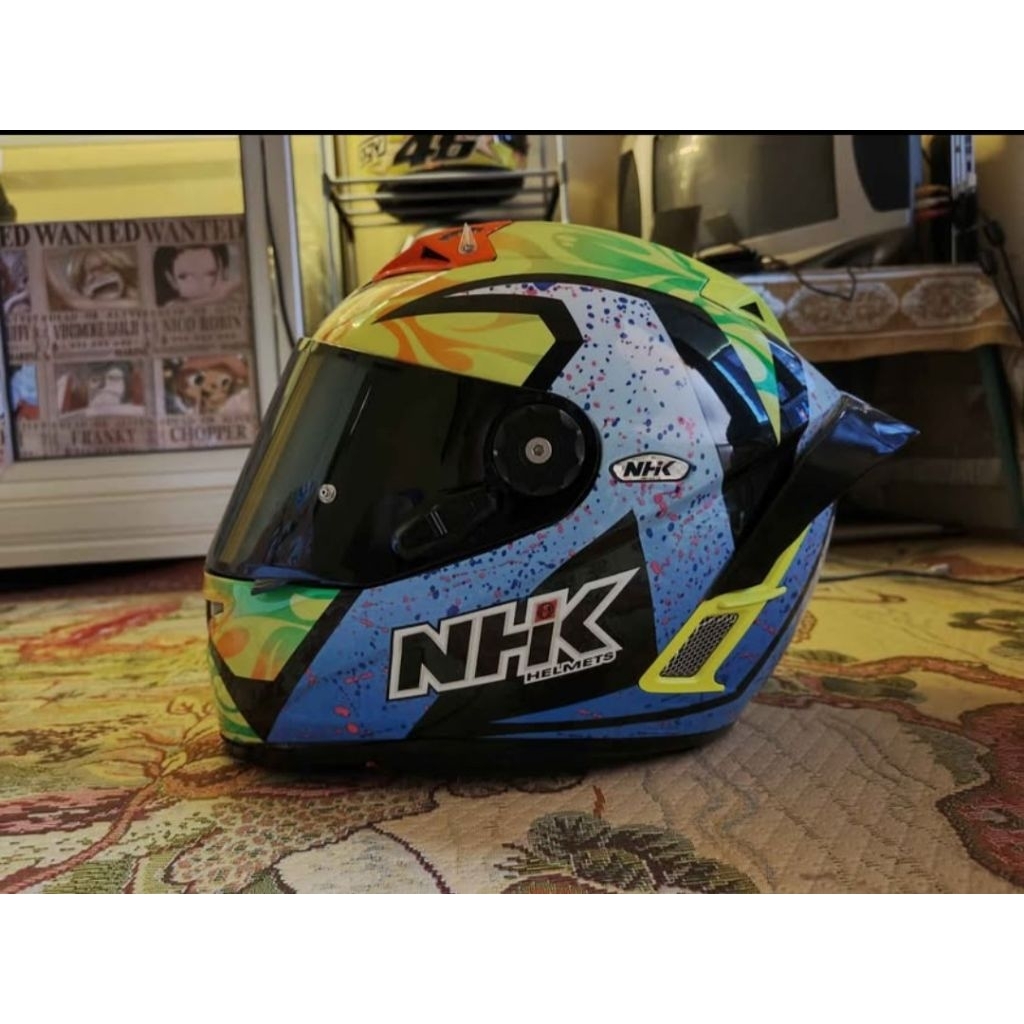 Helm NHK GP PRO Karel Abraham 2019