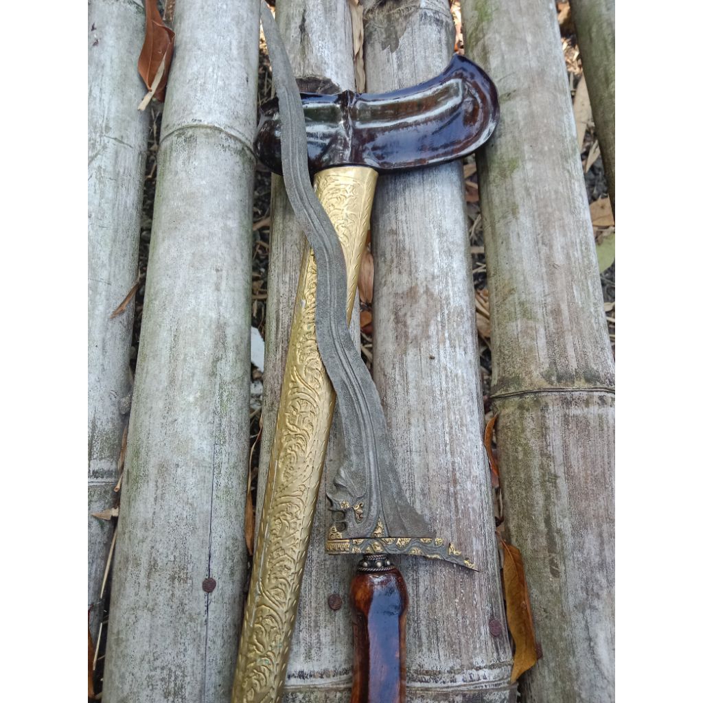 KERIS NAGA KINATAH