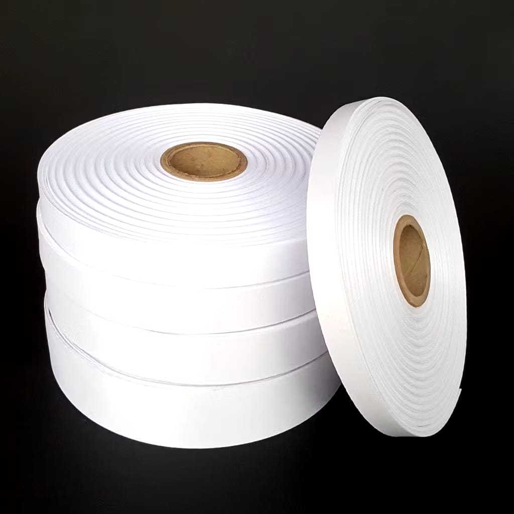 

TAFETA BAJU/KERTAS LEBEL NAMA DIBAJU UKURAN 1 INCH