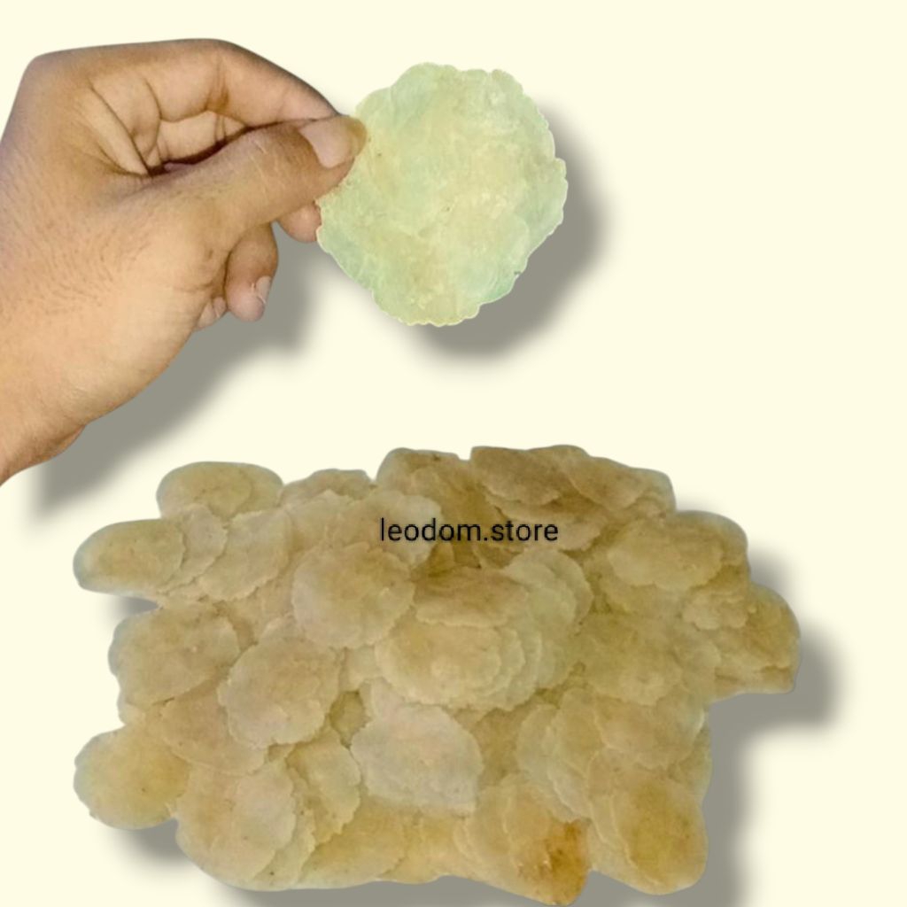 

cemilancepuluh emping melinjo khas menes mentah dan siap goreng