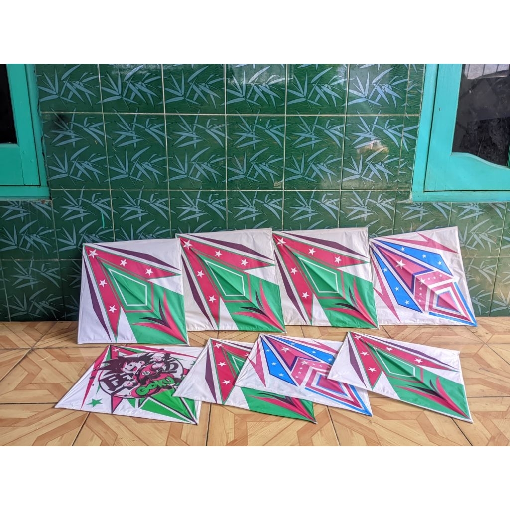 layangan Sukhoi standar