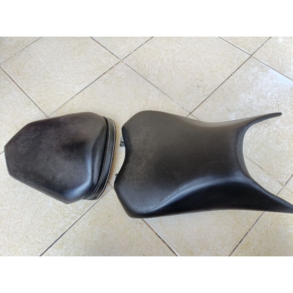 Jok CBR 150r Led original