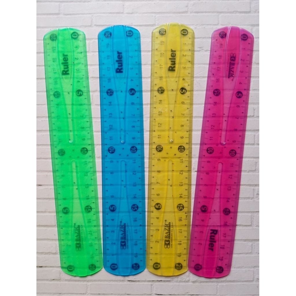 

(1PC) PENGGARIS LENTUR 20CM BC-630/GARISAN PLASTIK LENTUR