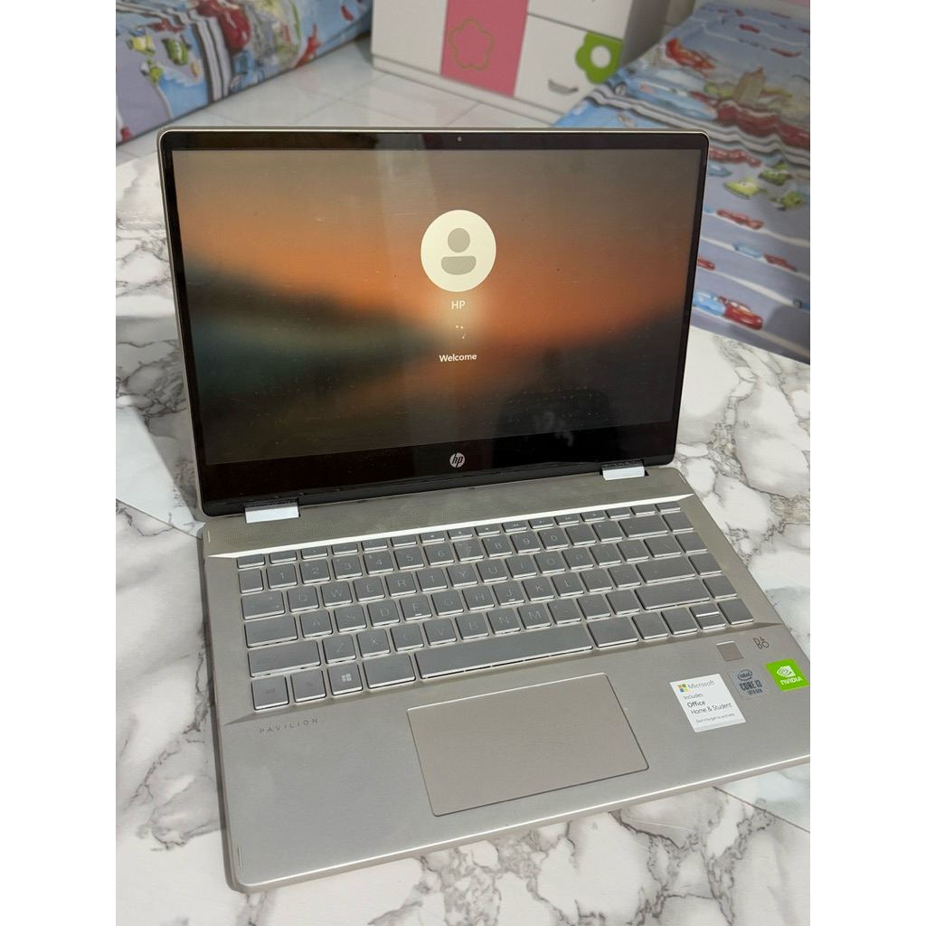 HP Pavilion x360 Convertible 14 + Touch Screen